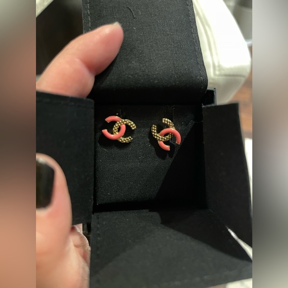 Chanel CC pierced earrings - Picture 1 of 7